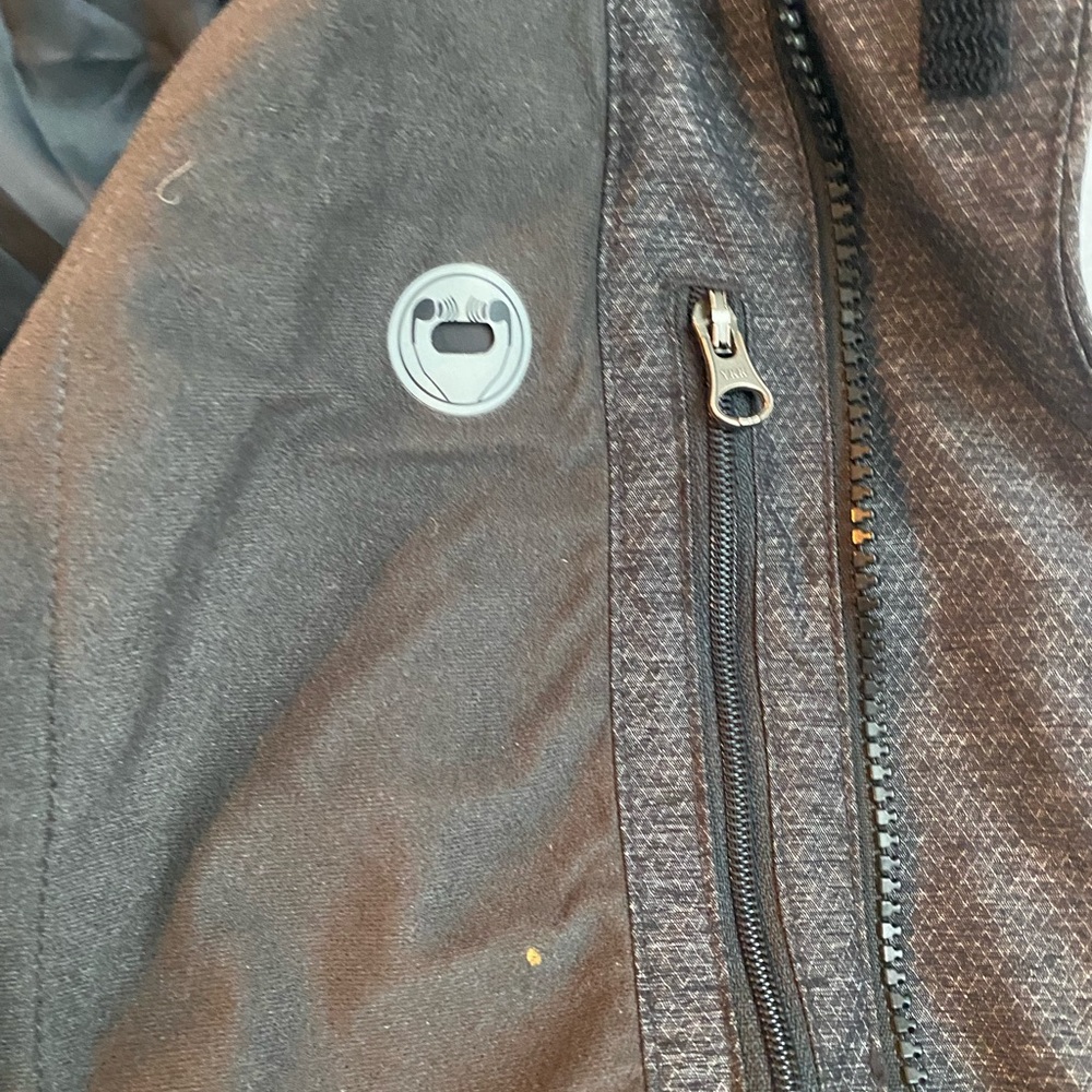 REI E1 Rain Jacket size S - Picture 12 of 17